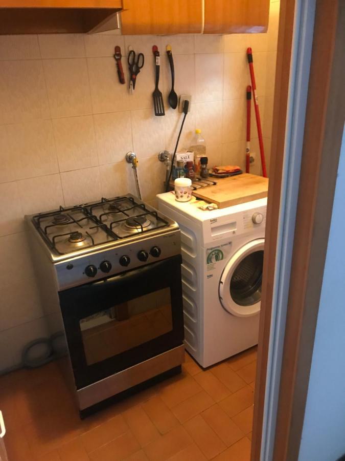 Appartamento 4 Posti Letto In Zona Tranquilla E Ben Servita, Un Matrimoniale E Un Divano Letto Matrimoniale Facebook Massimo Bobo Aquili Bologna Eksteriør billede